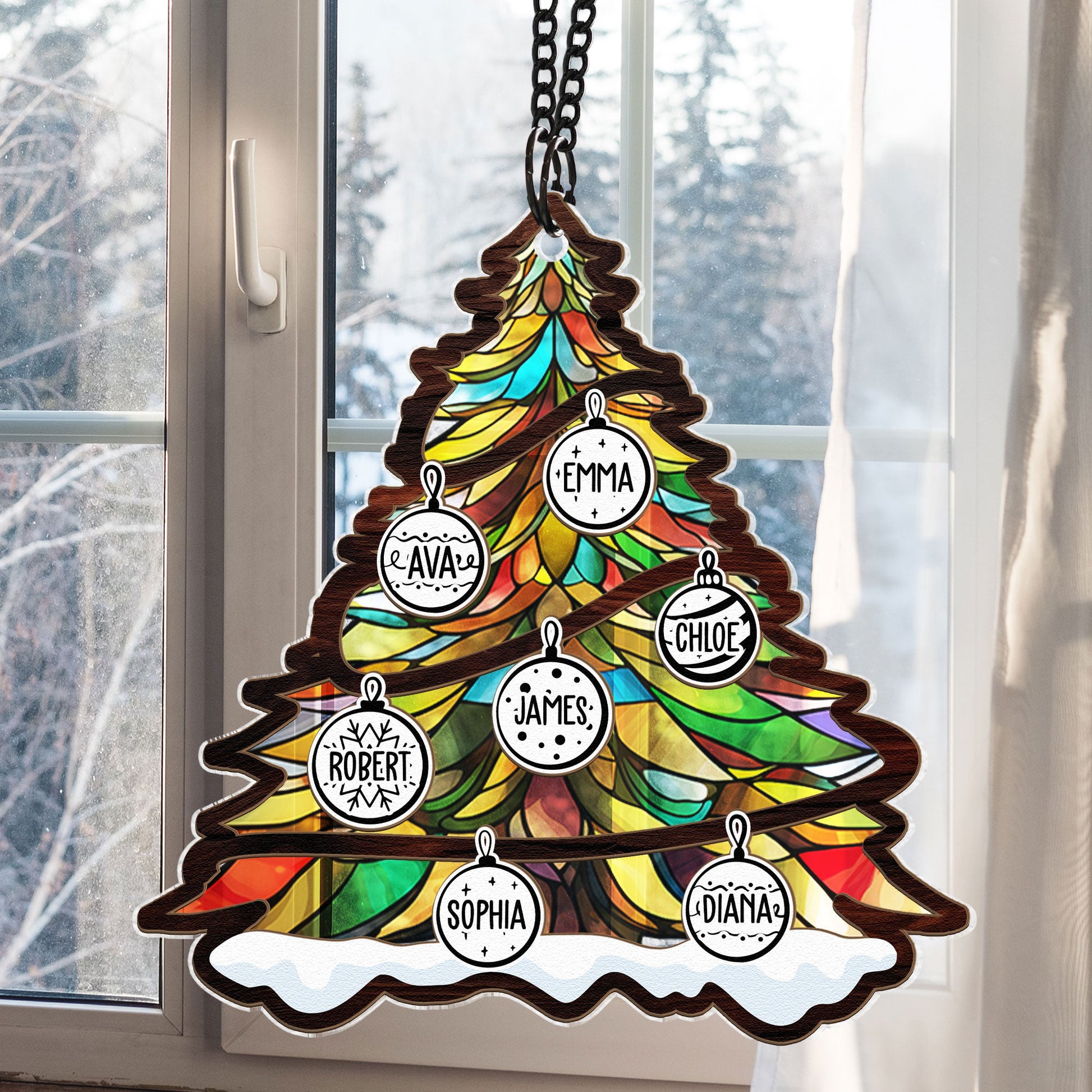 Family-On-Christmas-Tree-Personalized-Window-Hanging-Suncatcher-Ornament_1