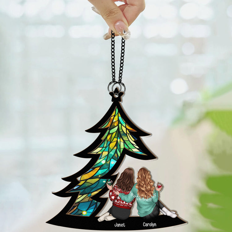Friends-Sitting-Under-Christmas-Tree-Personalized-Window-Hanging-Suncatcher-Ornament_5