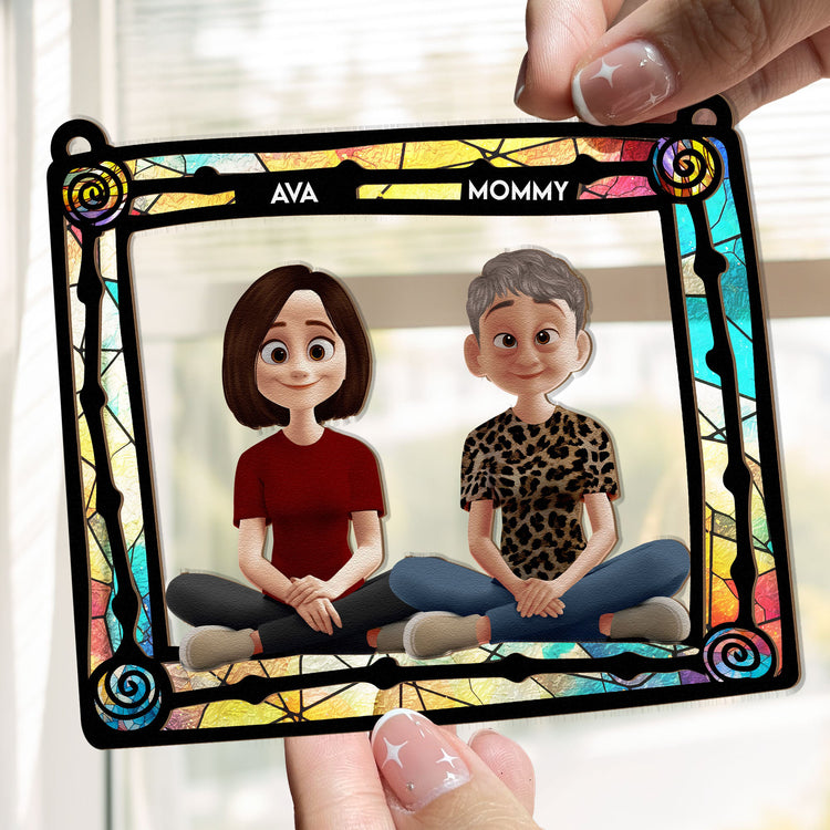 Mom-And-Her-Children-New-Version-Personalized-Window-Hanging-Suncatcher-Ornament_3