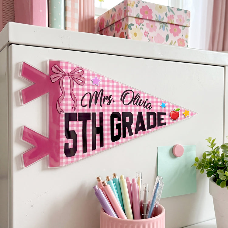 colors-custom-grade-and-name-teacher-personalized-magnet-2